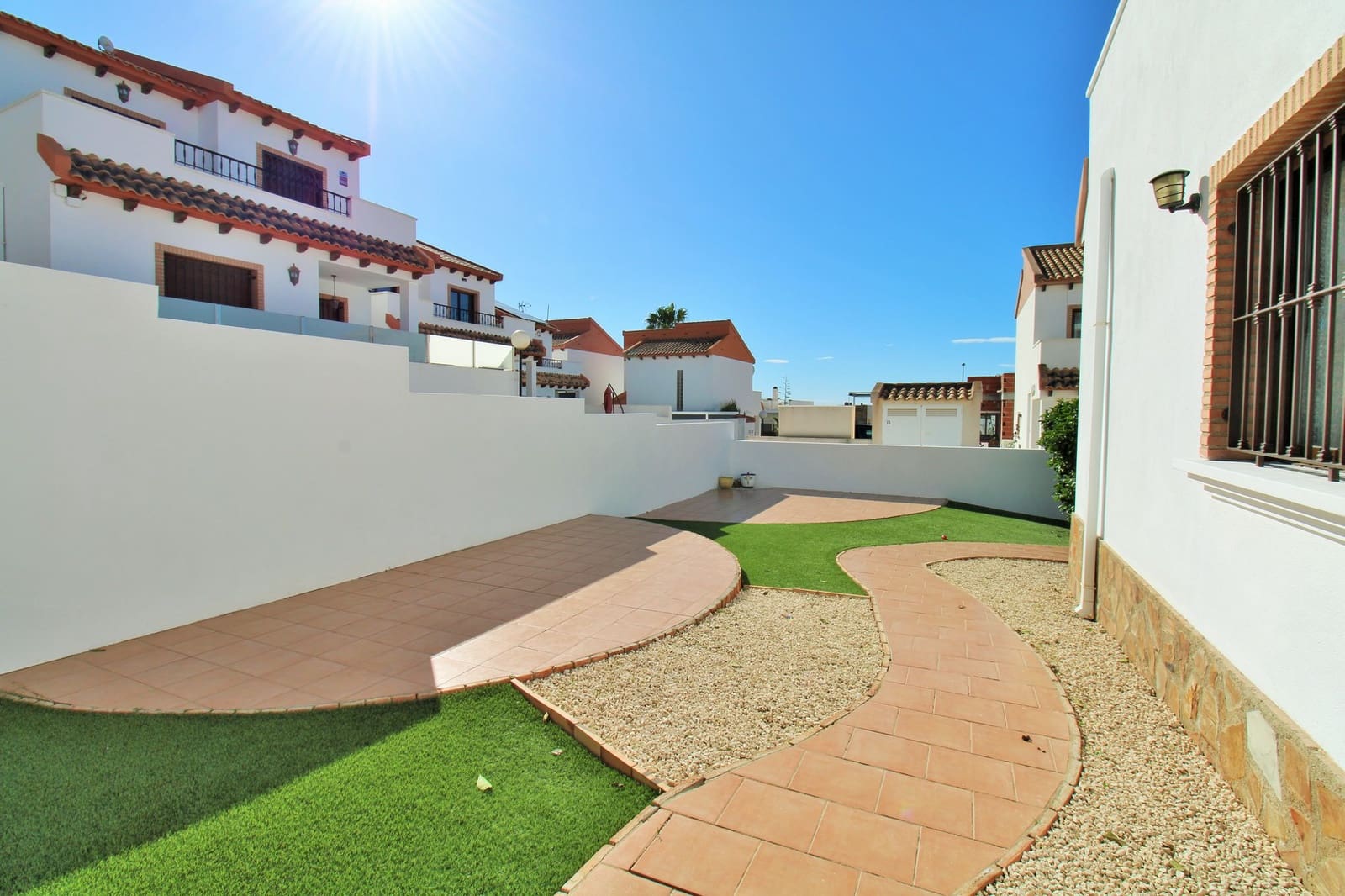 3 bedroom Villa for sale in Villamartin with pool - € 274,000 (Ref: 9199067)