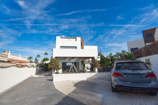 4 camera da letto Villa in vendita in Ciudad Quesada, Rojales con piscina - 749.950 € (Rif: 9199070)