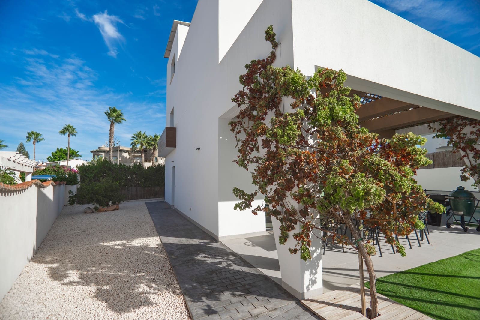 4 bedroom Villa for sale in Ciudad Quesada with pool - € 749,950 (Ref: 9199070)