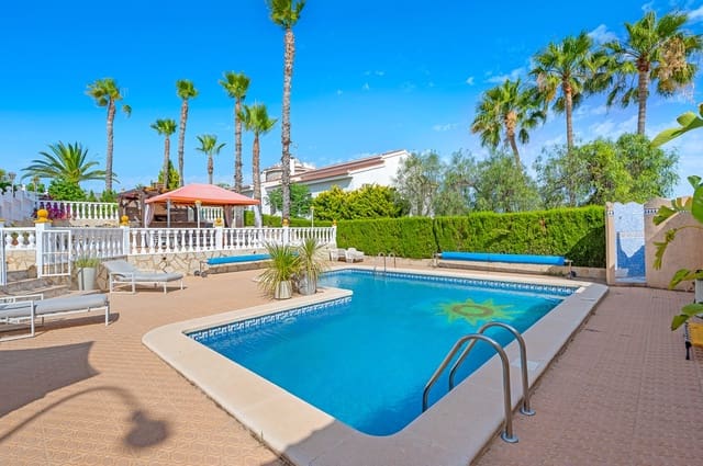 Chalet de 5 habitaciones en Ciudad Quesada, Rojales en venta con piscina - 630.000 € (Ref: 9199071)