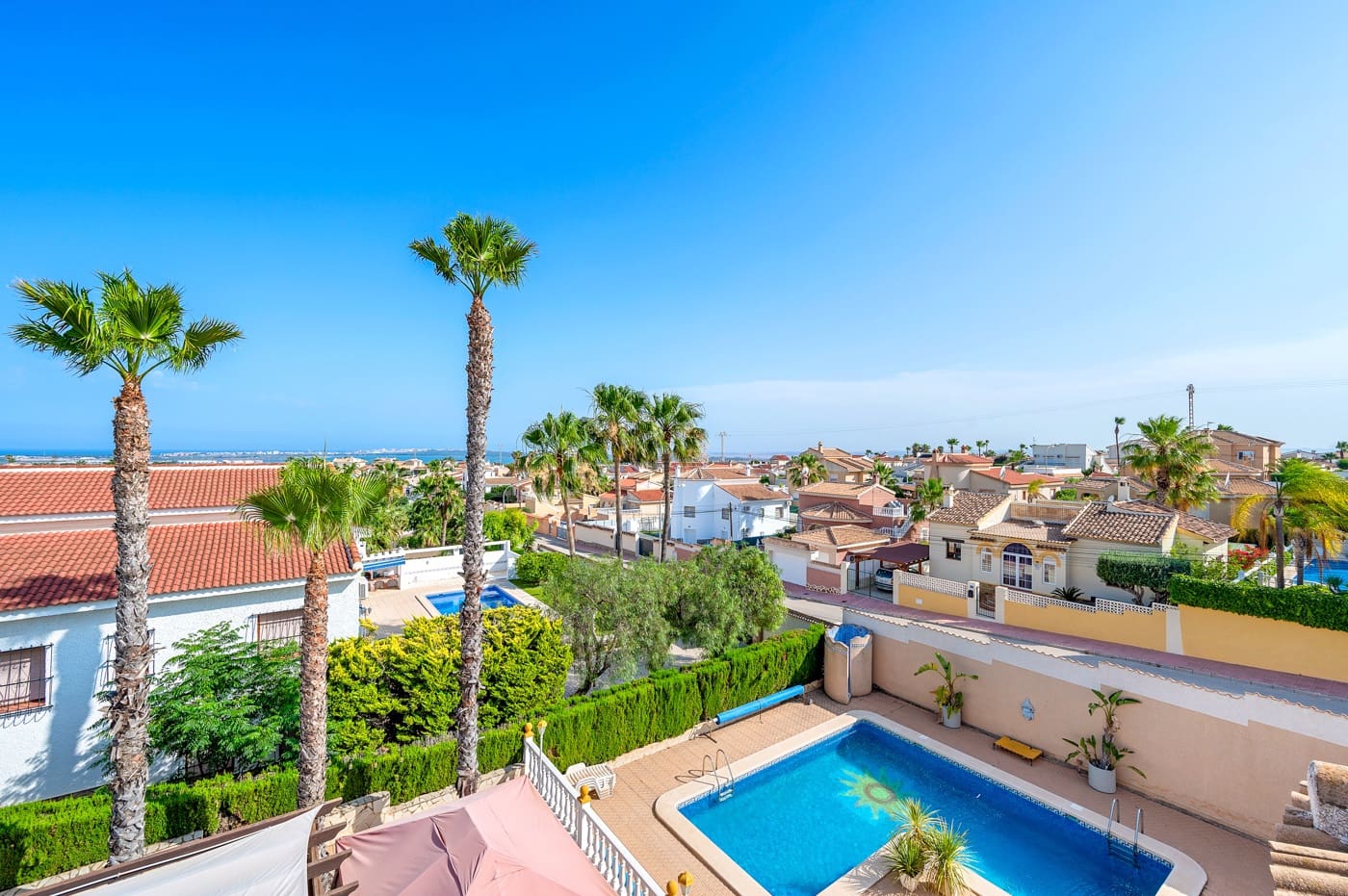 5 bedroom Villa for sale in Ciudad Quesada with pool - € 630,000 (Ref: 9199071)