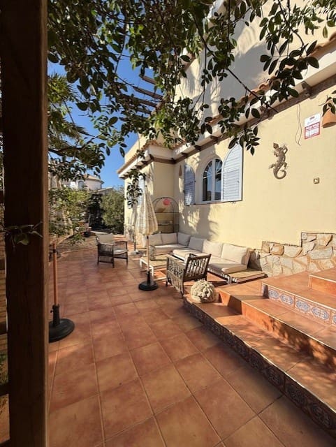 5 bedroom Villa for sale in Orihuela Costa with pool garage - € 850,000 (Ref: 9199073)