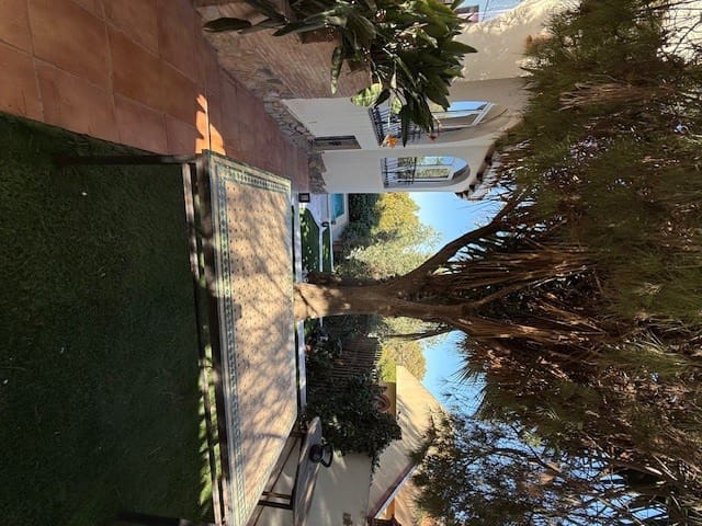 5 bedroom Villa for sale in Orihuela Costa with pool garage - € 850,000 (Ref: 9199073)