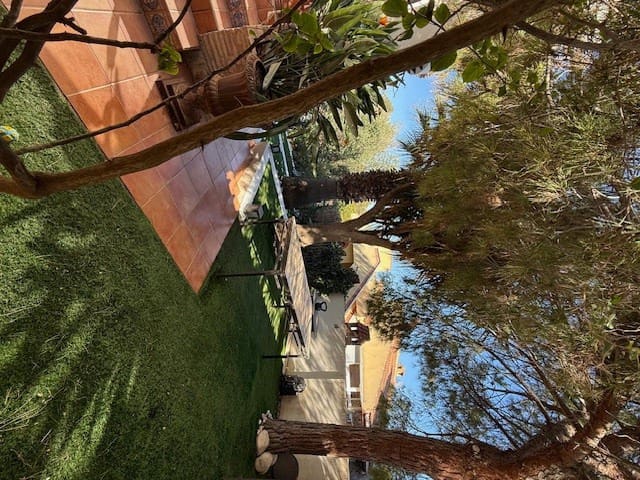 5 bedroom Villa for sale in Orihuela Costa with pool garage - € 850,000 (Ref: 9199073)