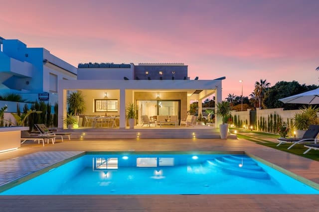 3 chambre Villa/Maison à vendre à Ciudad Quesada, Rojales avec piscine - 1 200 000 € (Ref: 9199074)