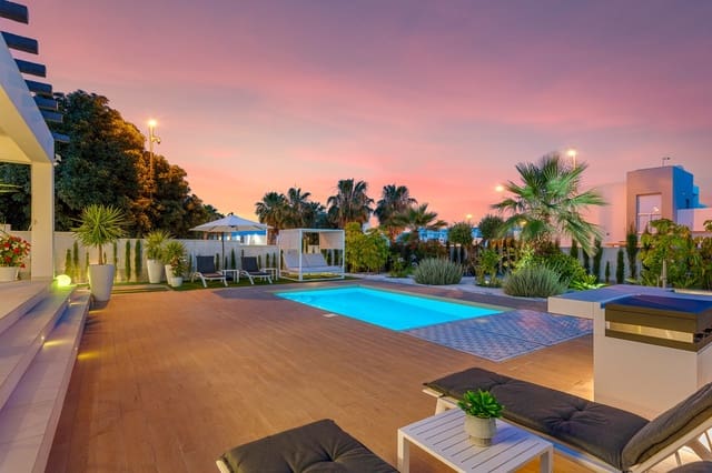 3 chambre Villa/Maison à vendre à Ciudad Quesada, Rojales avec piscine - 1 200 000 € (Ref: 9199074)