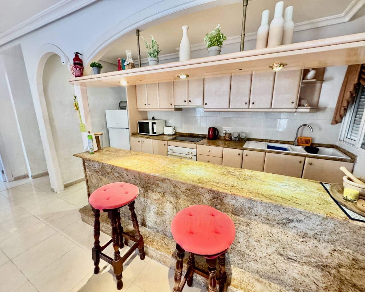 4 bedroom Villa for sale in Benferri with pool garage - € 275,000 (Ref: 9199075)