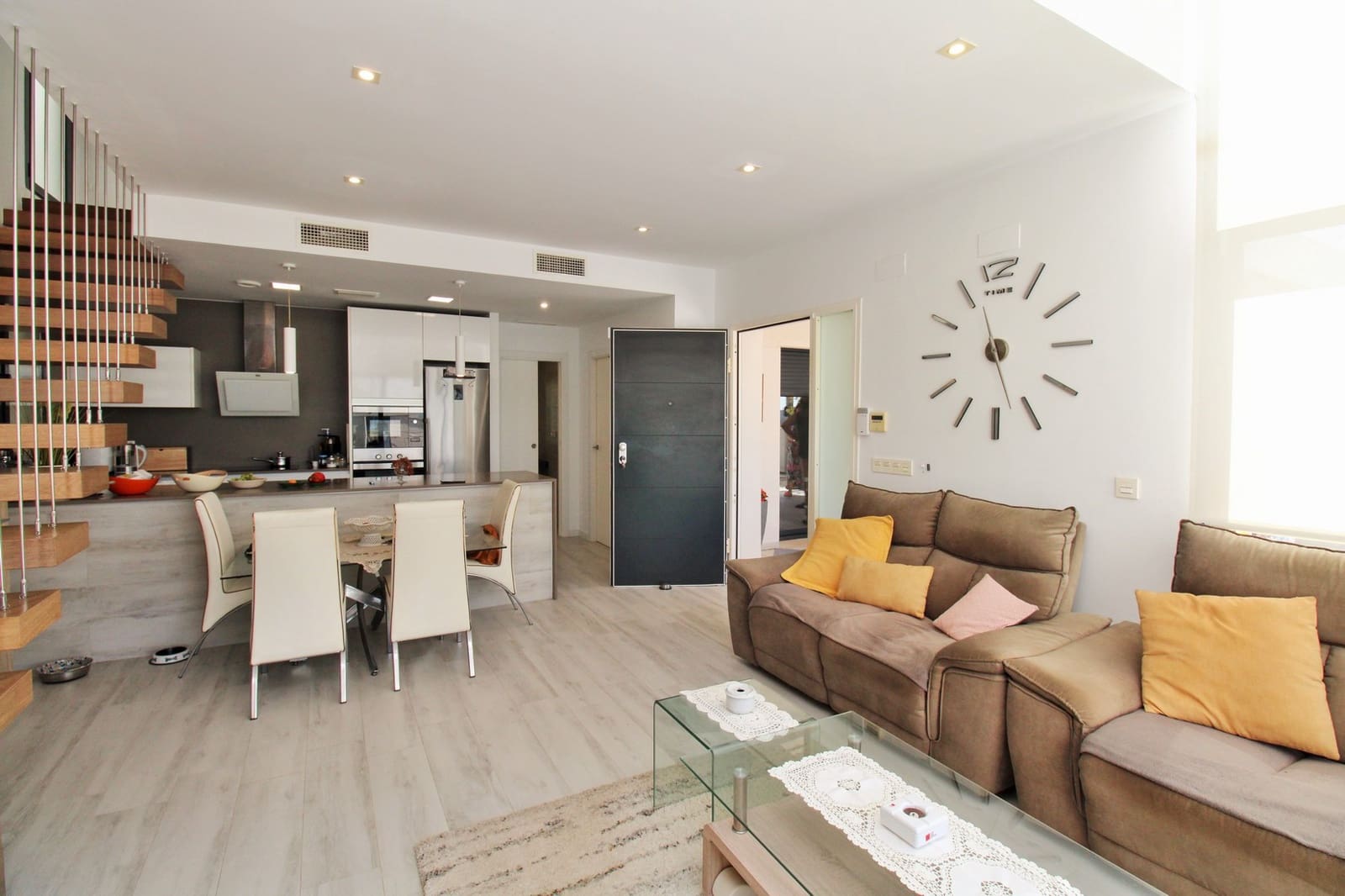 3 soveværelse Villa til salg i Cabo Roig med swimmingpool - € 499.000 (Ref: 9199083)