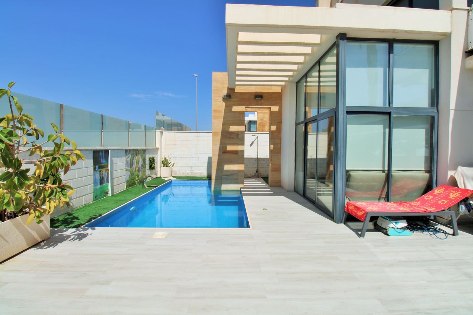 3 soveværelse Villa til salg i Cabo Roig med swimmingpool - € 499.000 (Ref: 9199083)