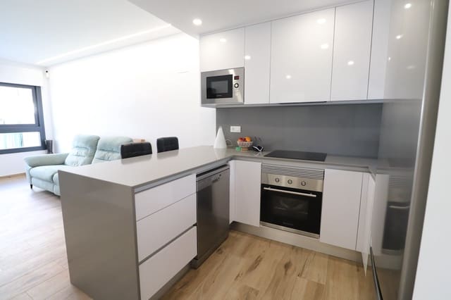 2 chambre Appartement à vendre à Villamartin, Orihuela avec piscine garage - 249 000 € (Ref: 9199087)