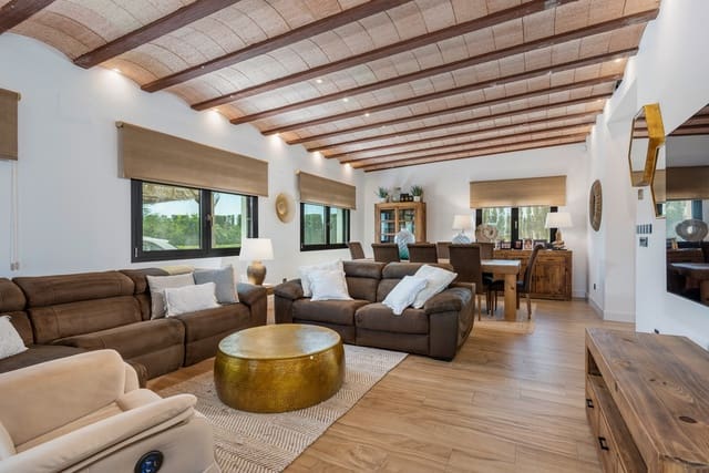 5 soveværelse Villa til salg i Las Bayas, Elche / Elx med swimmingpool garage - € 1.100.000 (Ref: 9199090)