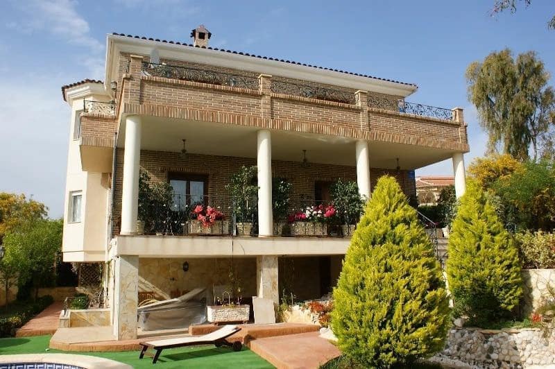 Chalet de 5 habitaciones en Ciudad Quesada en venta con piscina garaje - 670.000 € (Ref: 9199103)