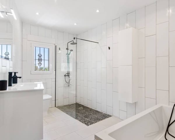 4 soveværelse Villa til salg i Catral med swimmingpool garage - € 595.000 (Ref: 9199104)