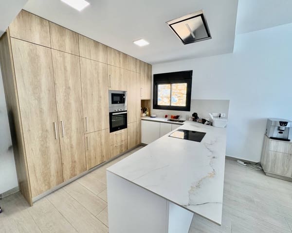 3 soveværelse Villa til salg i Algorfa med swimmingpool garage - € 560.000 (Ref: 9199106)