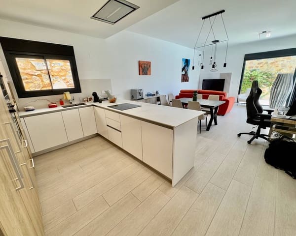 3 soveværelse Villa til salg i Algorfa med swimmingpool garage - € 560.000 (Ref: 9199106)