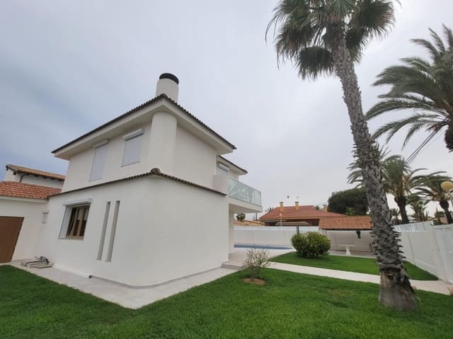 3 Zimmer Villa zu verkaufen in La Zenia, Orihuela mit Pool - 1.400.000 € (Ref: 9199110)