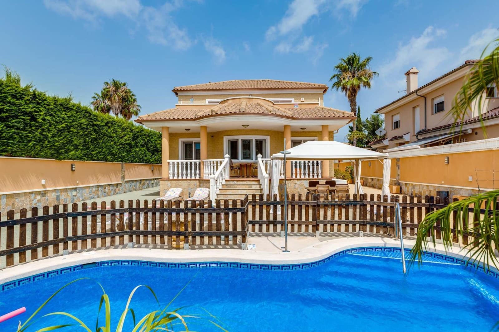 4 slaapkamer Villa te koop in San Javier met zwembad - € 510.000 (Ref: 9199111)