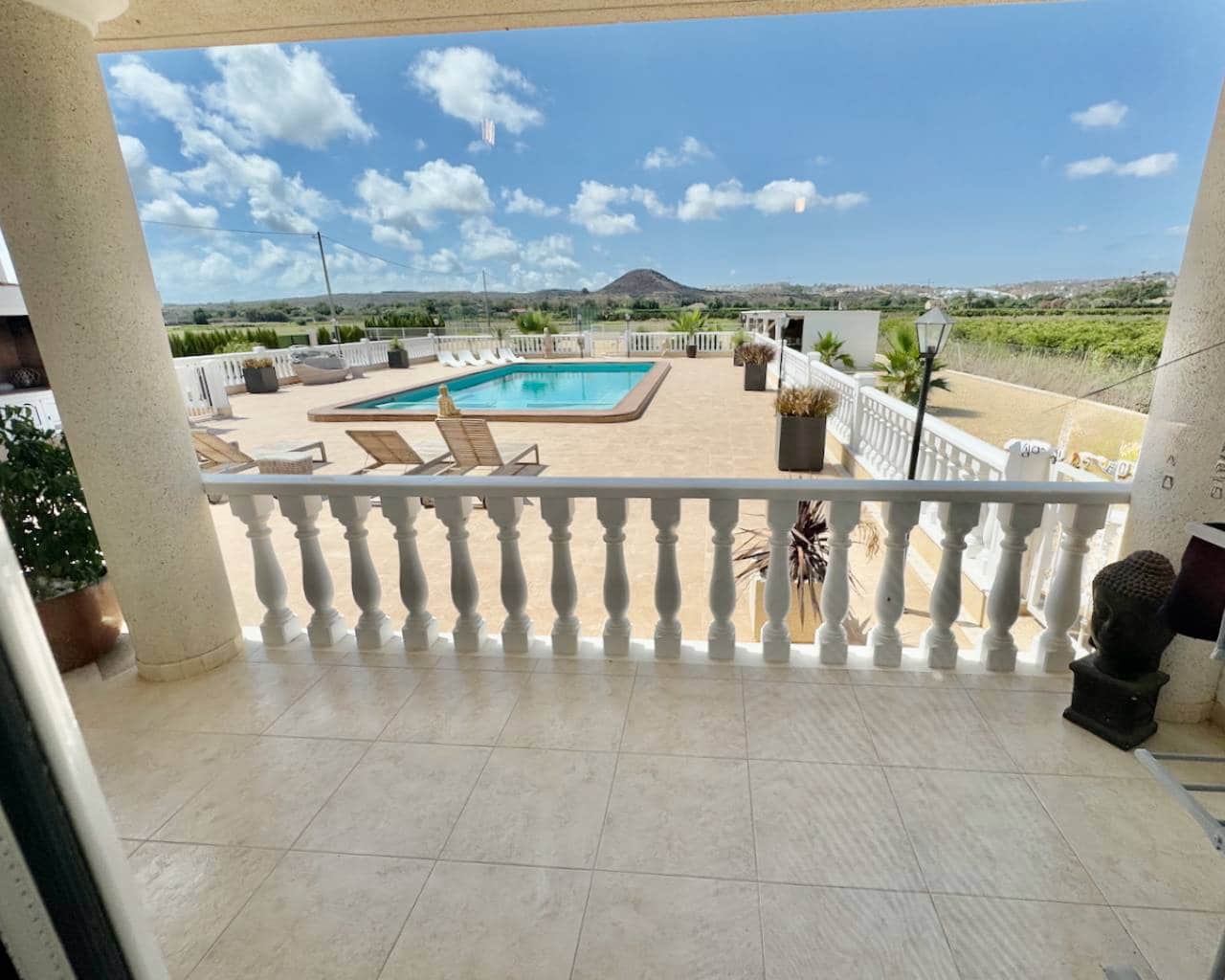 6 bedroom Villa for sale in Rojales with pool garage - € 999,000 (Ref: 9199118)
