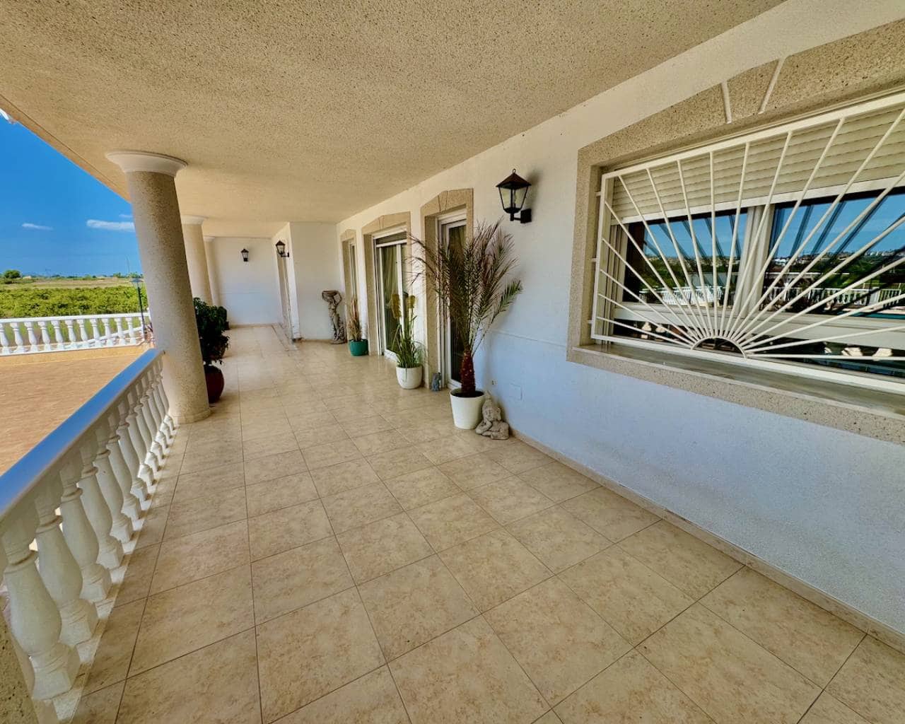 6 bedroom Villa for sale in Rojales with pool garage - € 999,000 (Ref: 9199118)