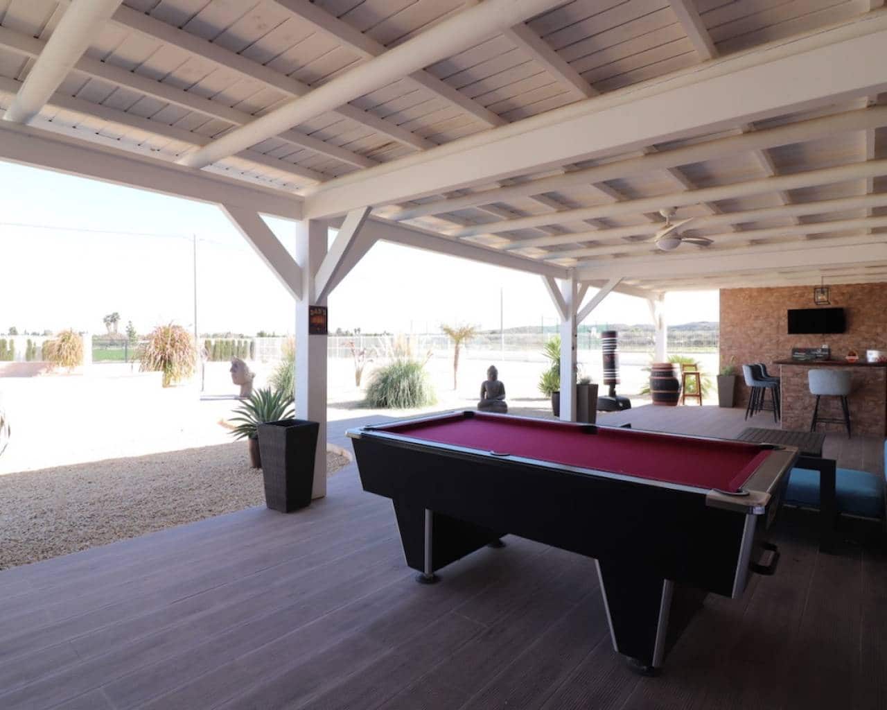 6 bedroom Villa for sale in Rojales with pool garage - € 999,000 (Ref: 9199118)