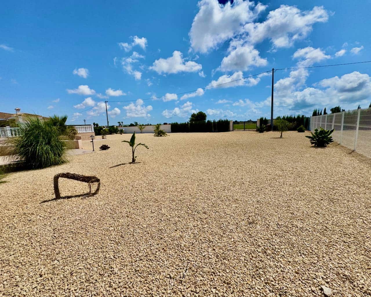 6 bedroom Villa for sale in Rojales with pool garage - € 999,000 (Ref: 9199118)