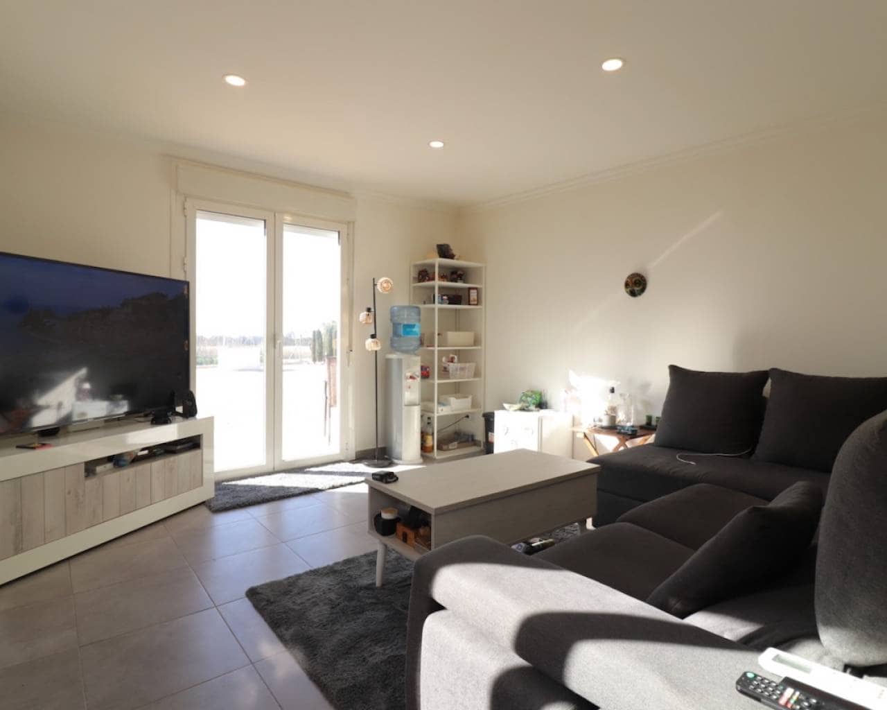 6 bedroom Villa for sale in Rojales with pool garage - € 999,000 (Ref: 9199118)