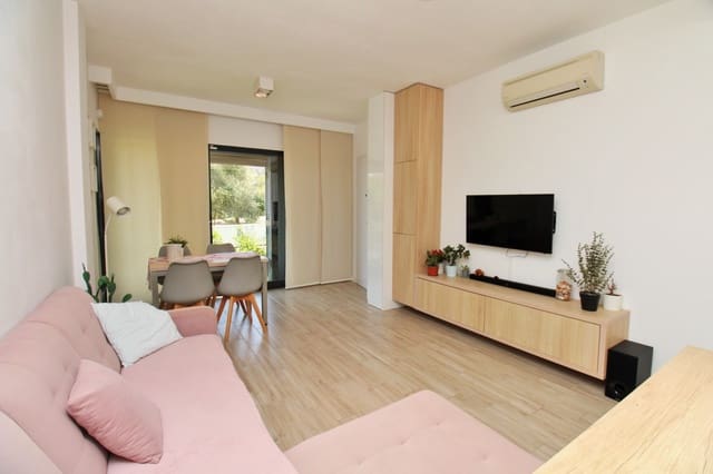 3 soverom Villa til salgs i La Zenia, Orihuela med svømmebasseng - € 499 000 (Ref: 9199130)