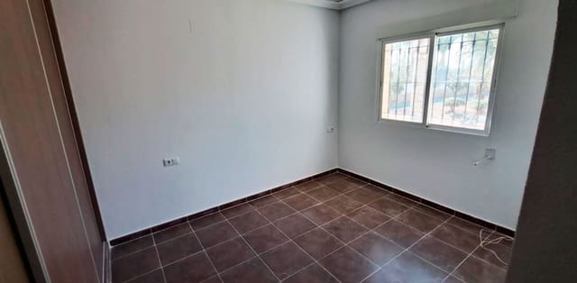 3 bedroom Villa for sale in Catral with garage - € 385,000 (Ref: 9199134)