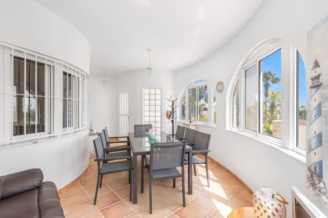 5 slaapkamer Villa te koop in San Fulgencio met zwembad garage - € 520.000 (Ref: 9199137)