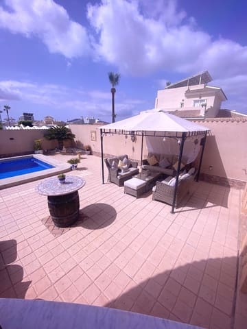 2 soveværelse Villa til salg i Doña Pepa, Rojales med swimmingpool - € 395.000 (Ref: 9199142)