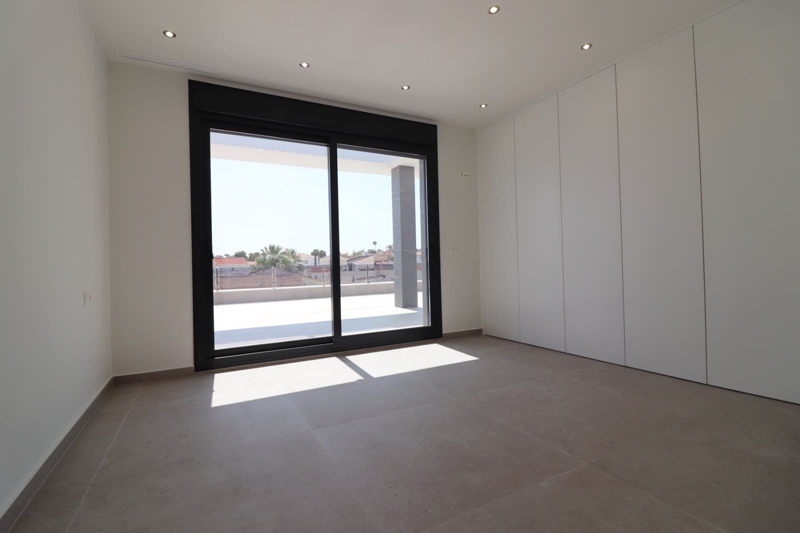 Chalet de 3 habitaciones en Ciudad Quesada en venta con piscina garaje - 799.900 € (Ref: 9199143)