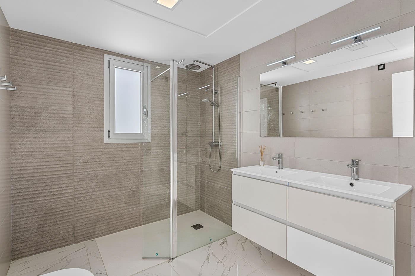 3 soverom Villa til salgs i Guardamar del Segura med svømmebasseng - € 400 000 (Ref: 9199145)