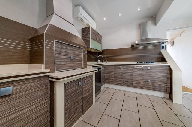 6 bedroom Villa for sale in Ciudad, San Javier with pool garage - € 615,000 (Ref: 9199148)