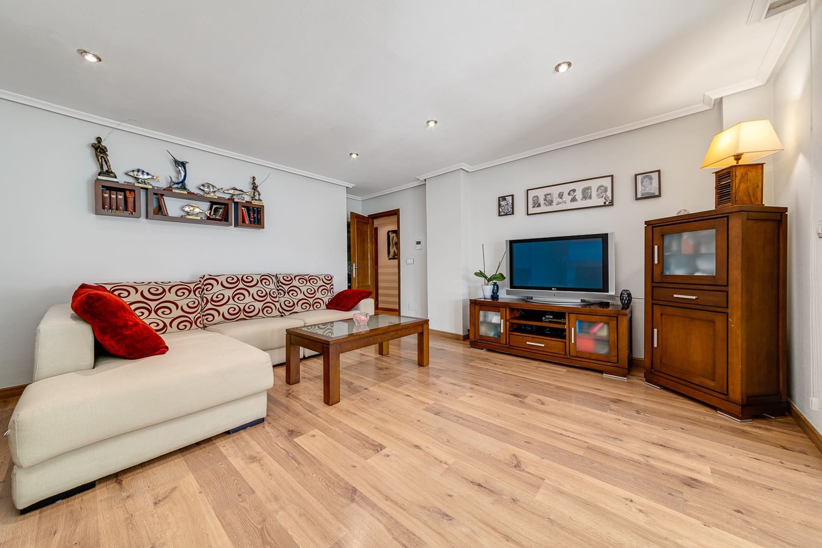 6 bedroom Villa for sale in San Javier with pool garage - € 615,000 (Ref: 9199148)