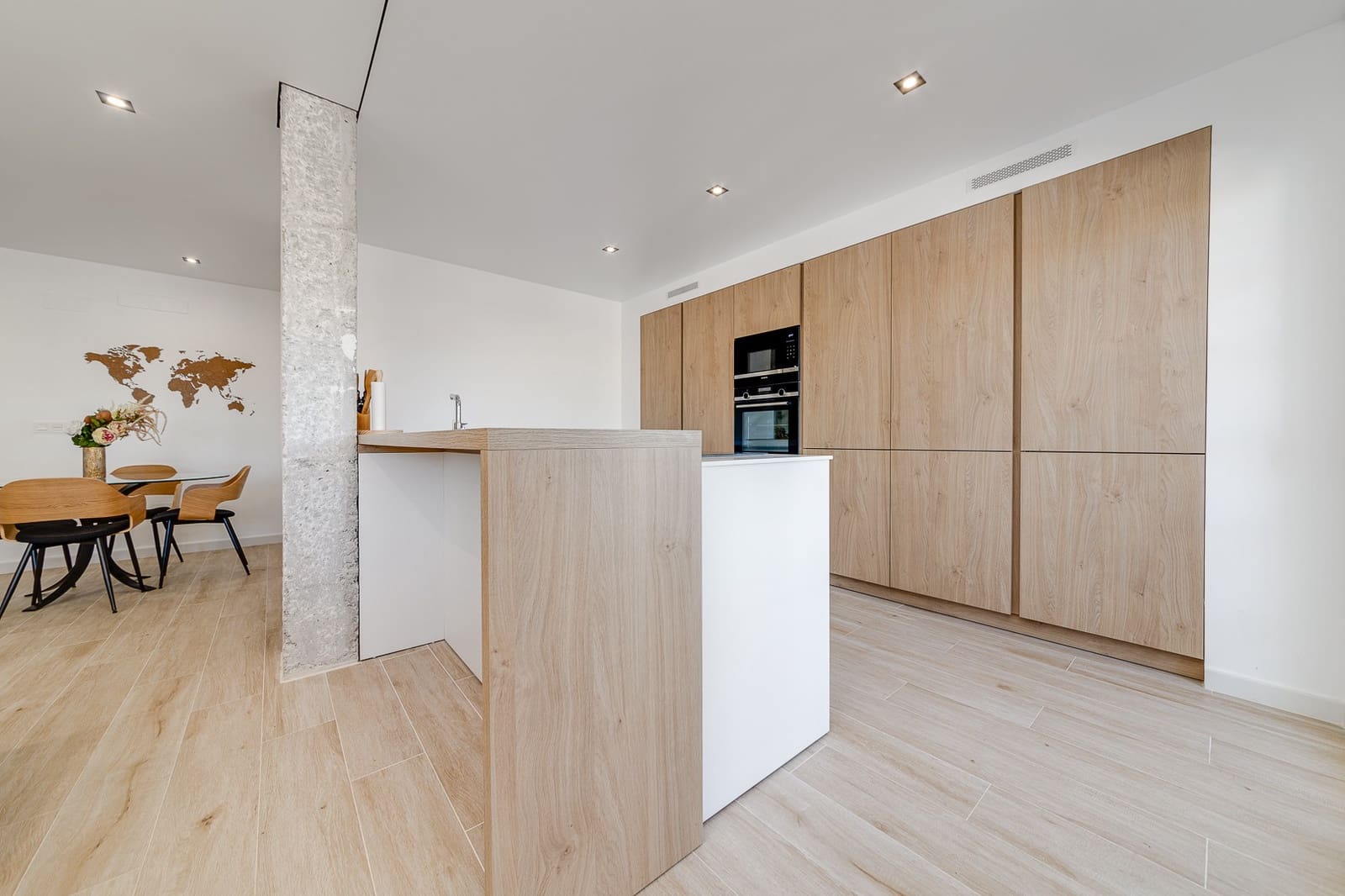 6 bedroom Villa for sale in San Javier with pool garage - € 615,000 (Ref: 9199148)