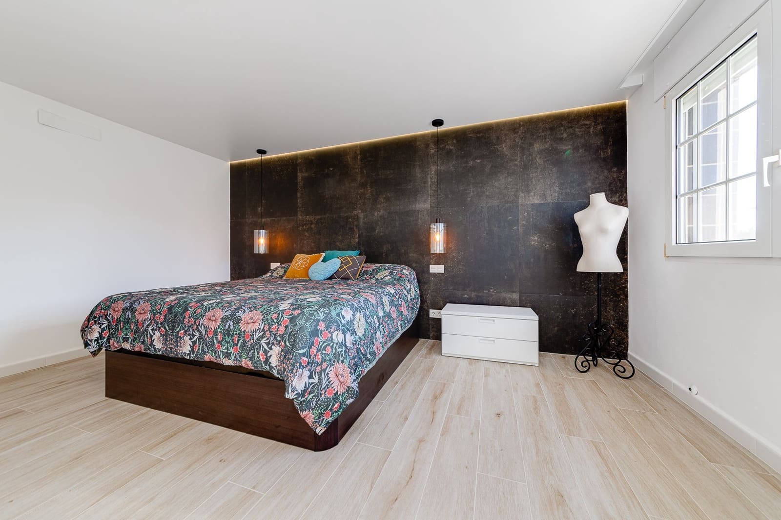 6 bedroom Villa for sale in San Javier with pool garage - € 615,000 (Ref: 9199148)