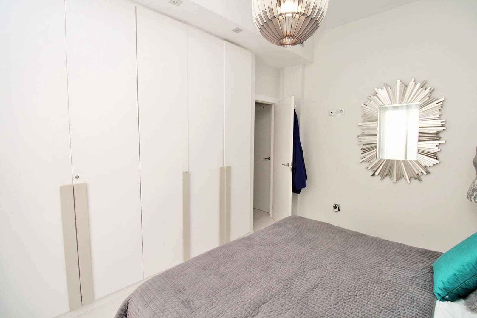 4 bedroom Villa for sale in Villamartin with pool - € 477,000 (Ref: 9199170)