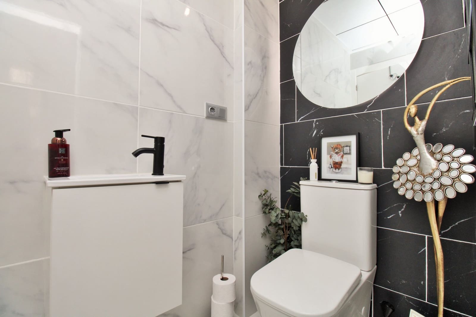 4 bedroom Villa for sale in Villamartin with pool - € 477,000 (Ref: 9199170)