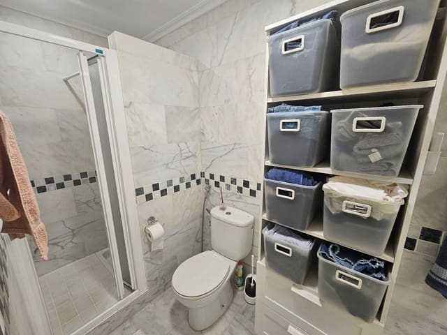 2 slaapkamer Appartement te koop in Villamartin, Orihuela met zwembad - € 179.999 (Ref: 9199171)