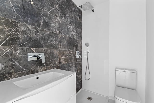 2 slaapkamer Appartement te koop in San Miguel de Salinas met zwembad - € 219.000 (Ref: 9199173)