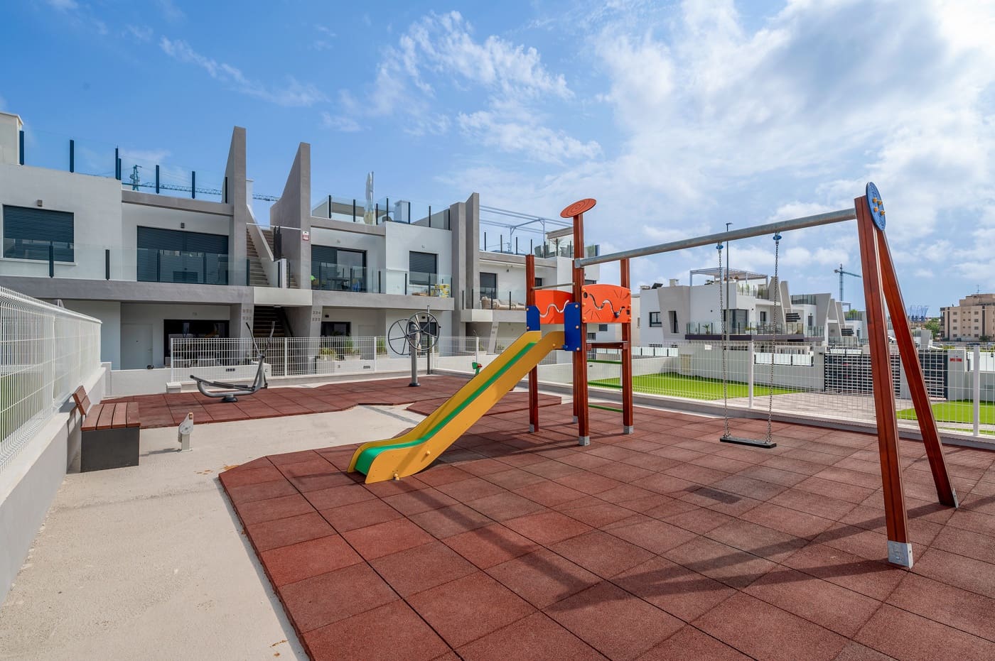 2 slaapkamer Appartement te koop in San Miguel de Salinas met zwembad - € 219.000 (Ref: 9199173)