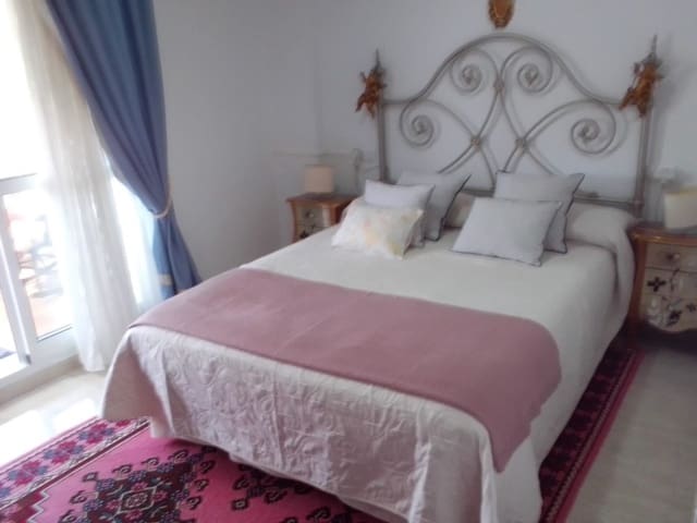 5 soveværelse Byhus til salg i Los Narejos, Los Alcázares med garage - € 236.000 (Ref: 9199187)