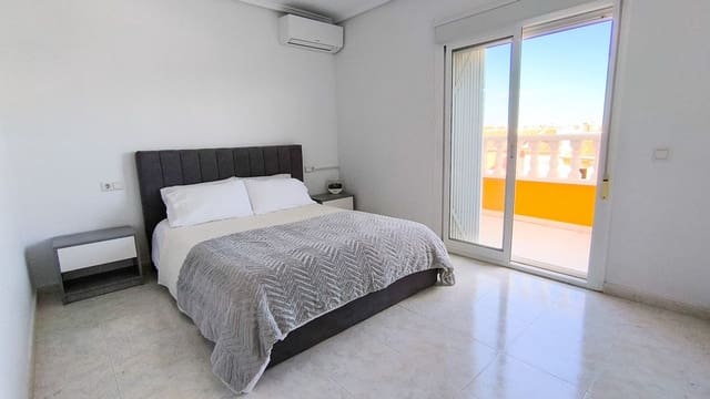 3 bedroom Townhouse for sale in Ciudad Quesada, Rojales with pool - € 215,000 (Ref: 9199193)