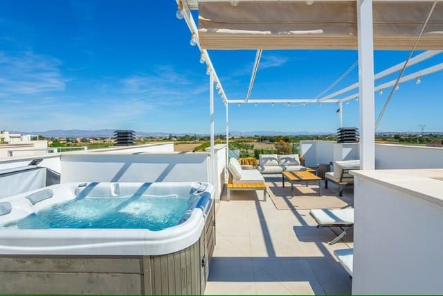 3 soveværelse Villa til salg i Ciudad Quesada med swimmingpool - € 389.000 (Ref: 9199203)