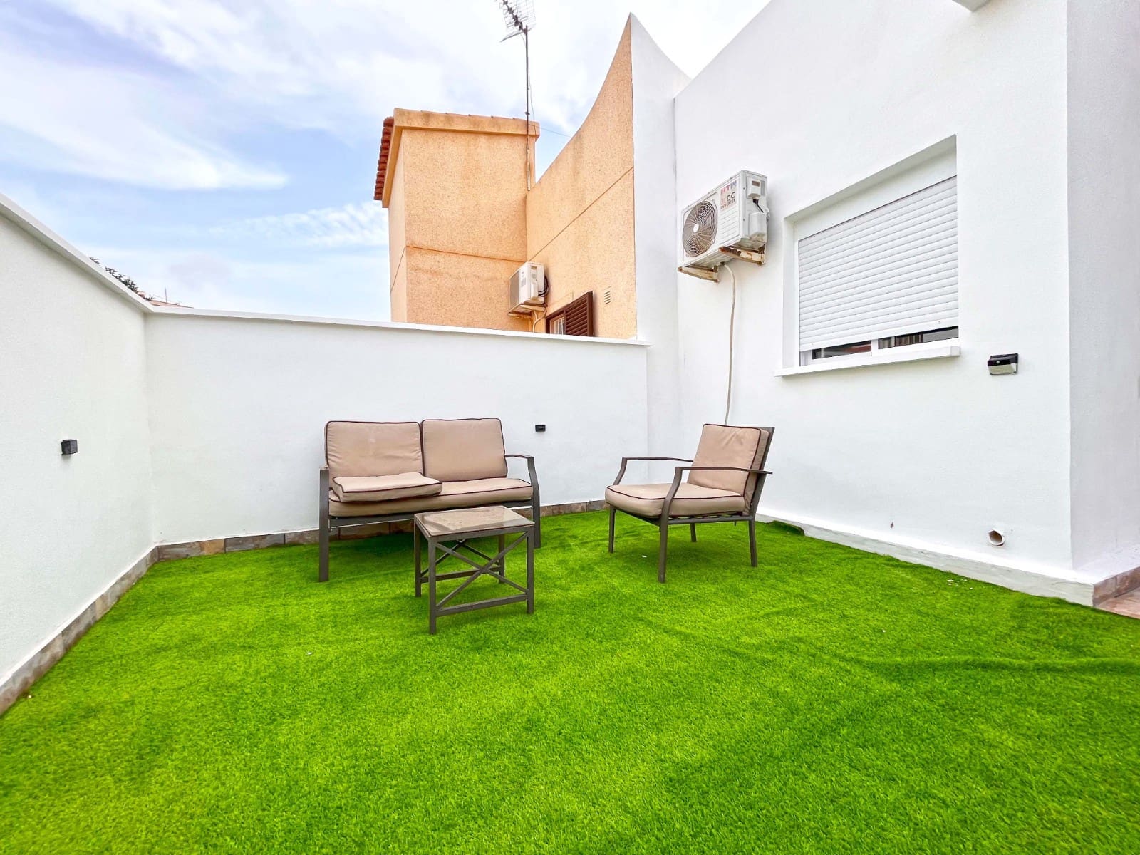 2 makuuhuone Bungalow myytävänä paikassa Playa Flamenca - 219 000 € (Ref: 9199205)