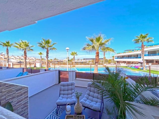 3 sovrum Hus till salu i Los Balcones med pool - 315 000 € (Ref: 9199206)