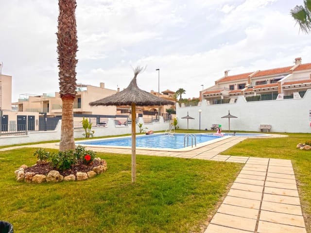3 Zimmer Haus zu verkaufen in San Miguel de Salinas mit Pool - 229.000 € (Ref: 9199207)
