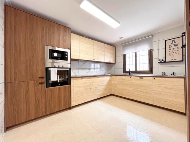 3 Zimmer Haus zu verkaufen in San Miguel de Salinas mit Pool - 229.000 € (Ref: 9199207)