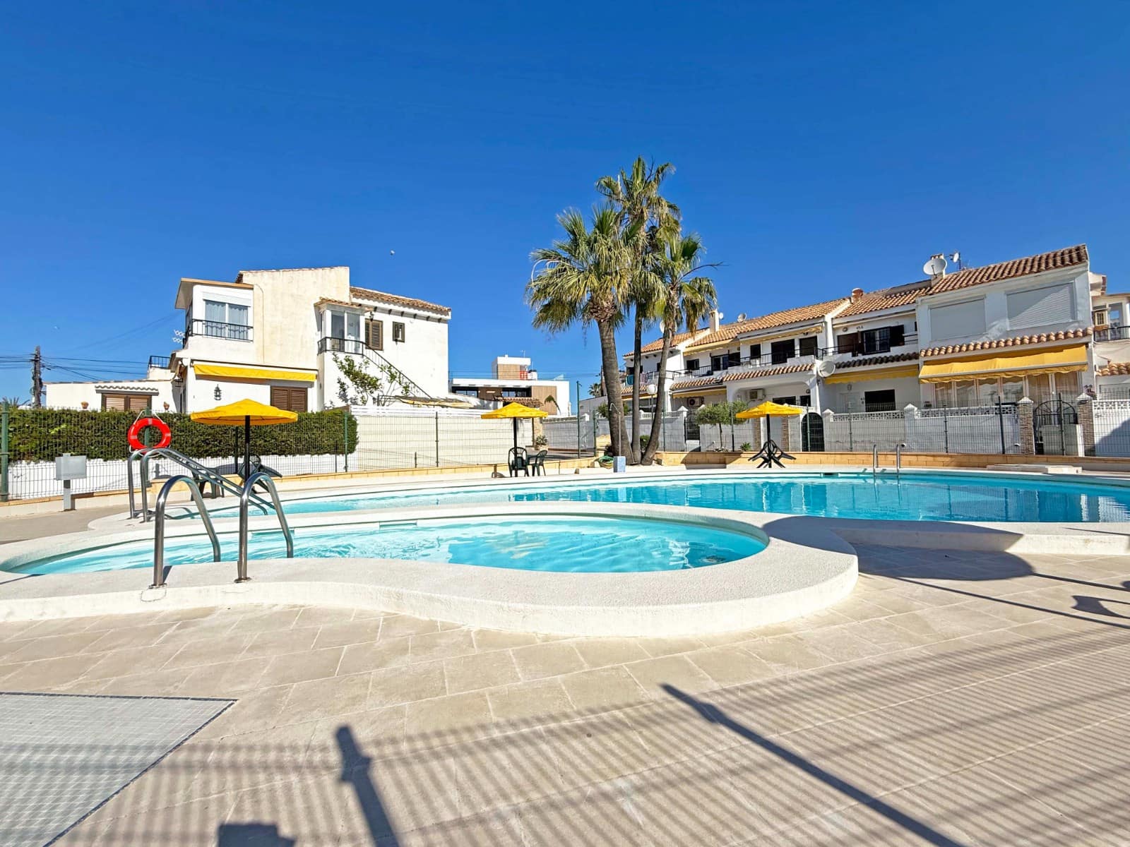 2 quarto Bungalow para venda em La Mata com piscina - 199 900 € (Ref: 9199208)