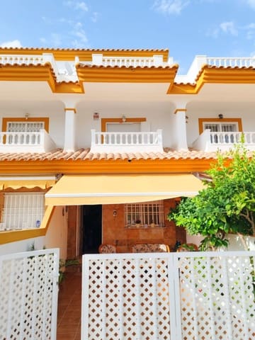 3 soveværelse Byhus til salg i Los Narejos - Punta Calera, Los Alcázares med swimmingpool - € 269.000 (Ref: 9199215)